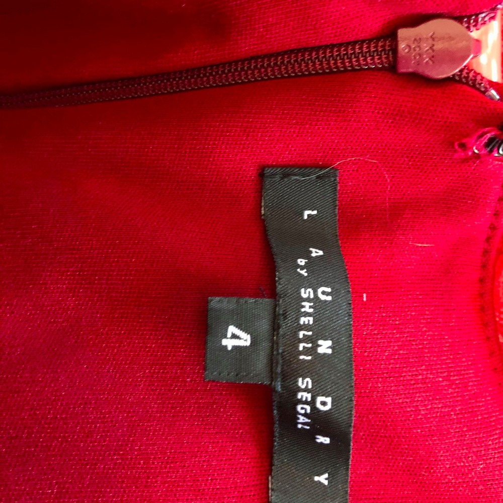 Laundry by Shelli Segal red halter evening dress - Picture 4 of 4